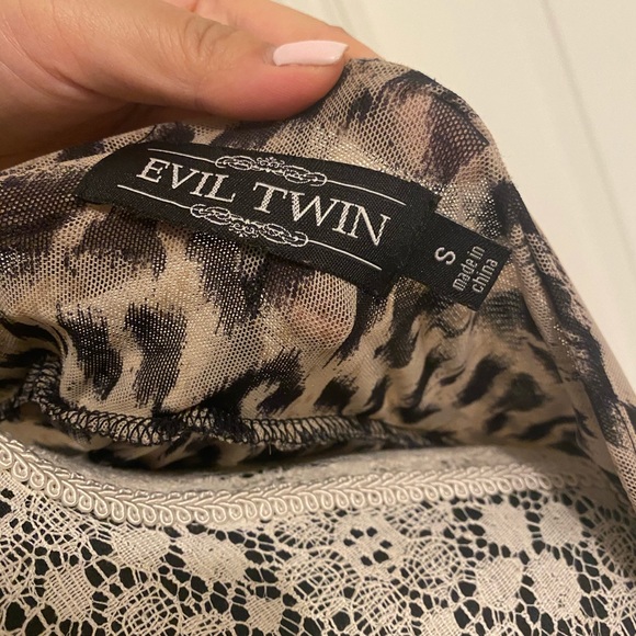 ARITZIA EVIL TWIN Cheetah Print Cardigan - Picture 7 of 7